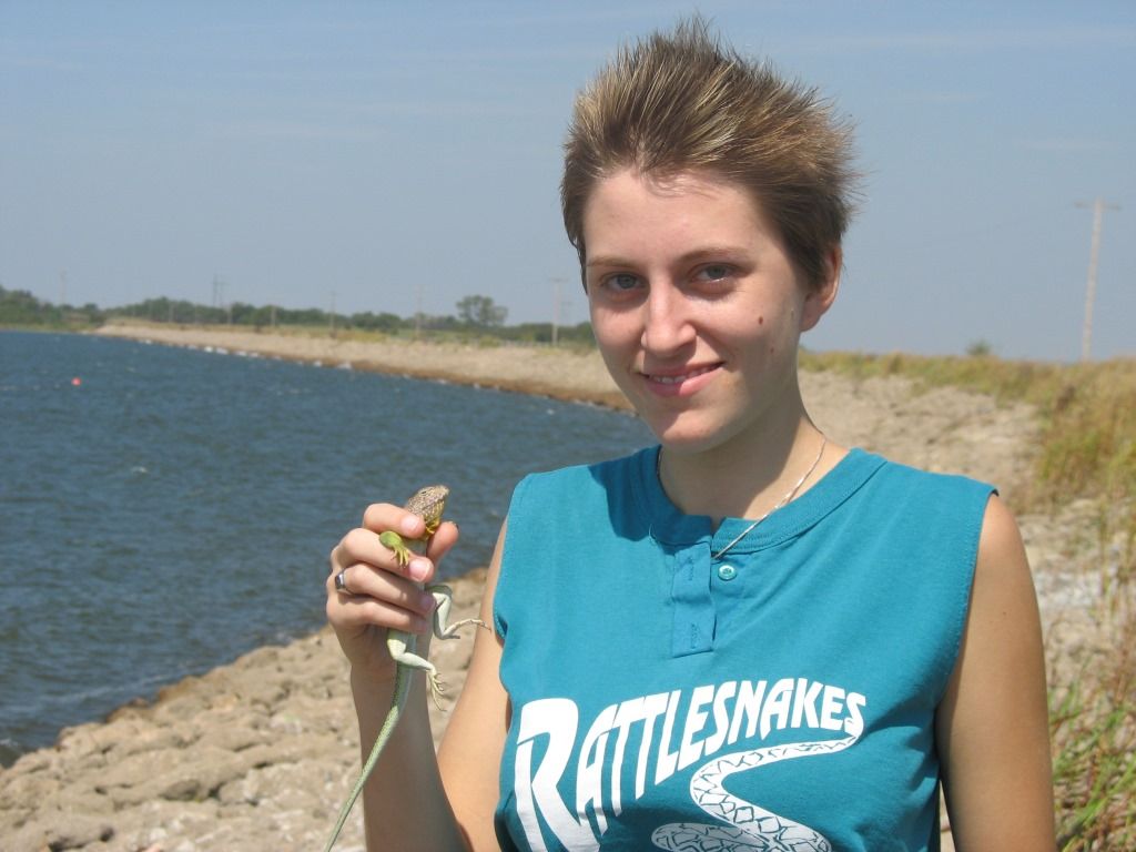 Lauren White (2007-12)