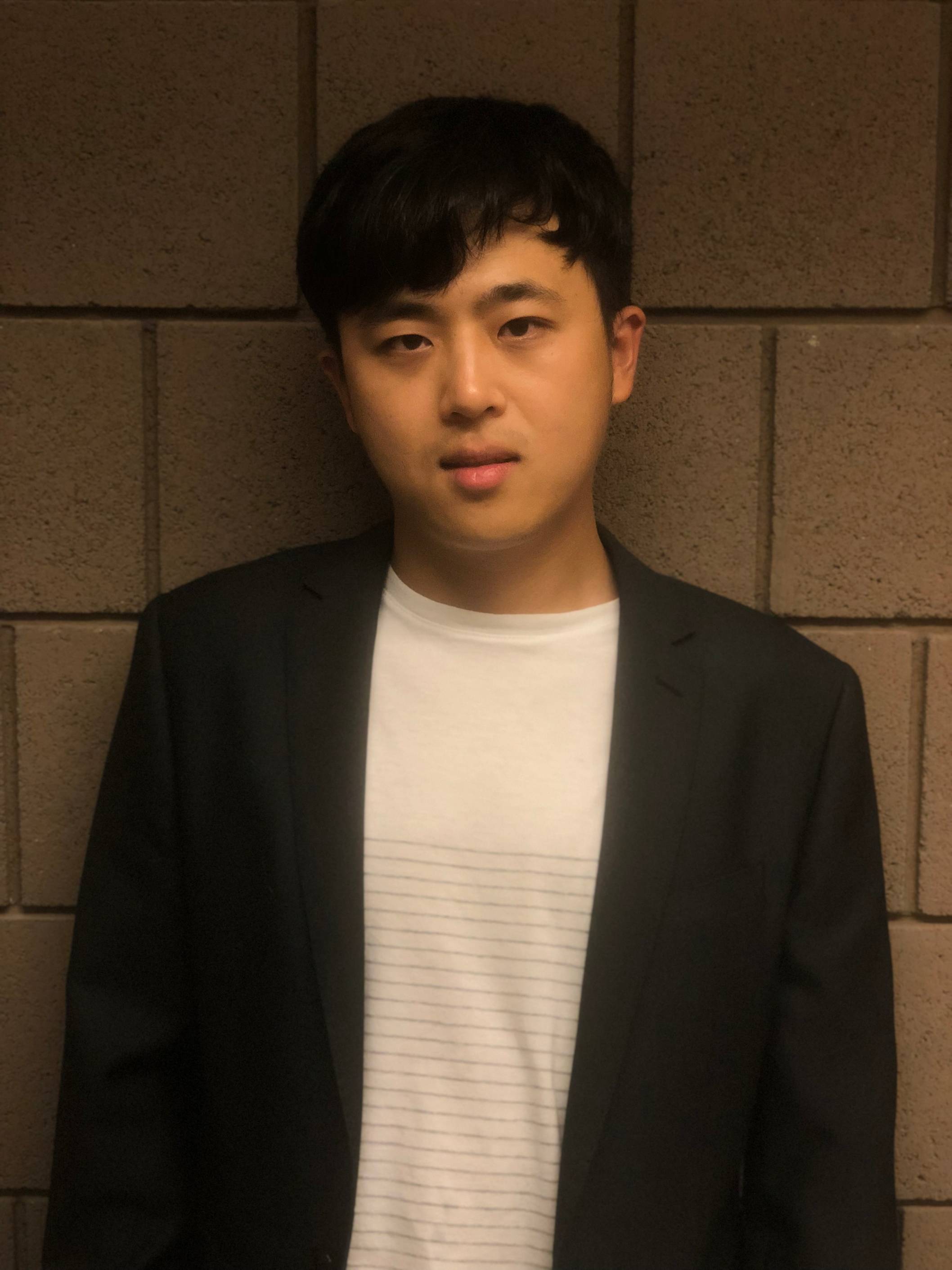 dingyi headshot