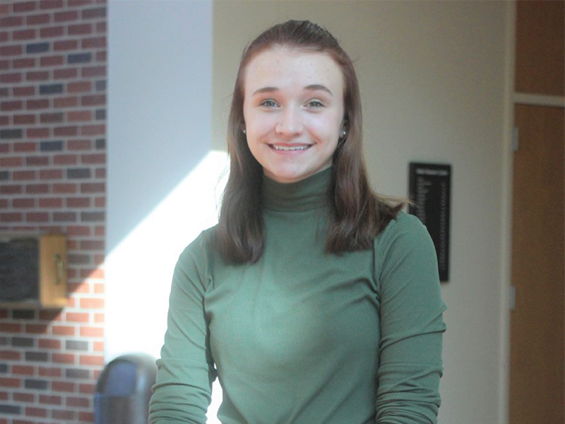 Jessica Whitesell headshot