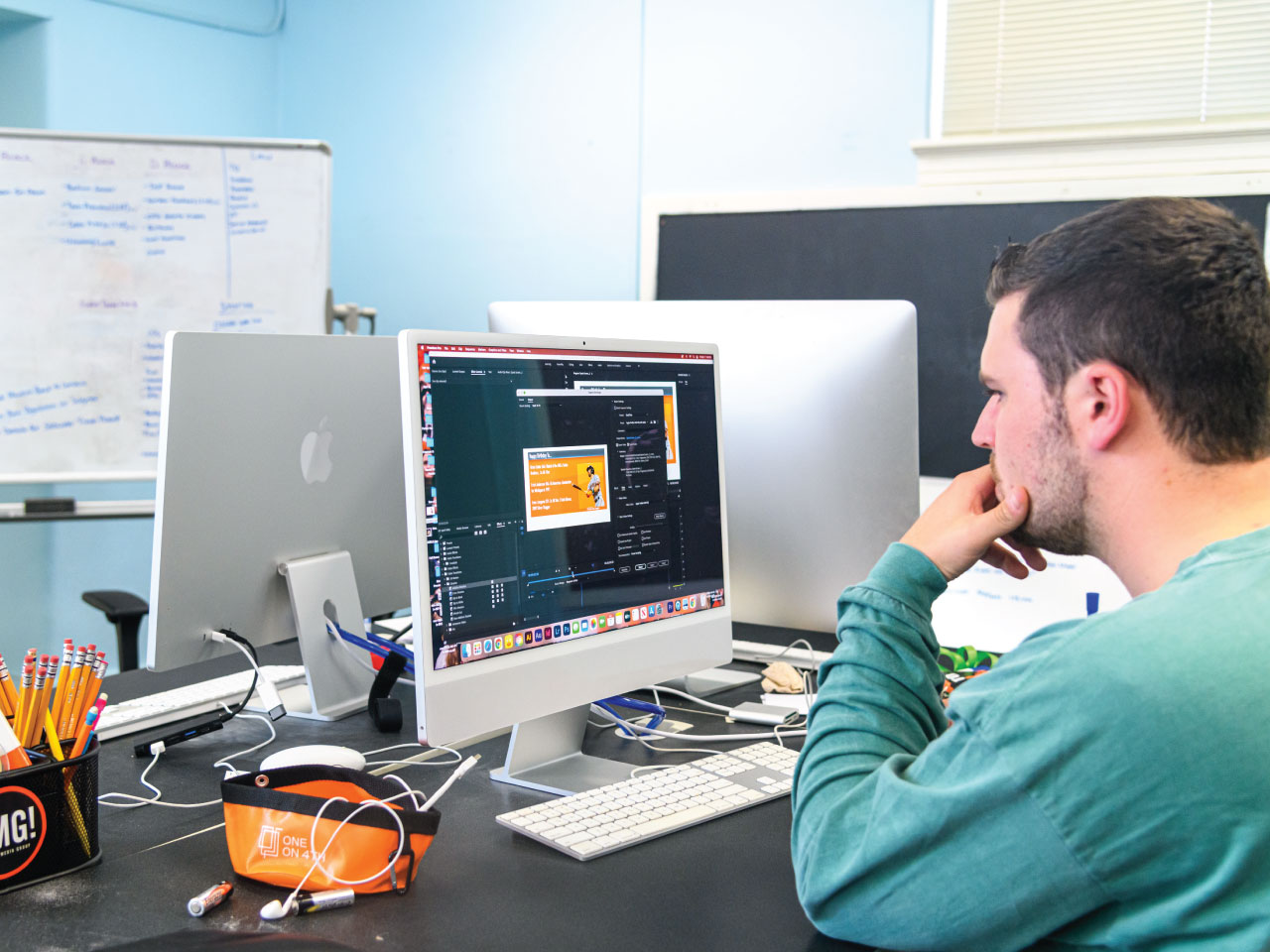 student_on_computer