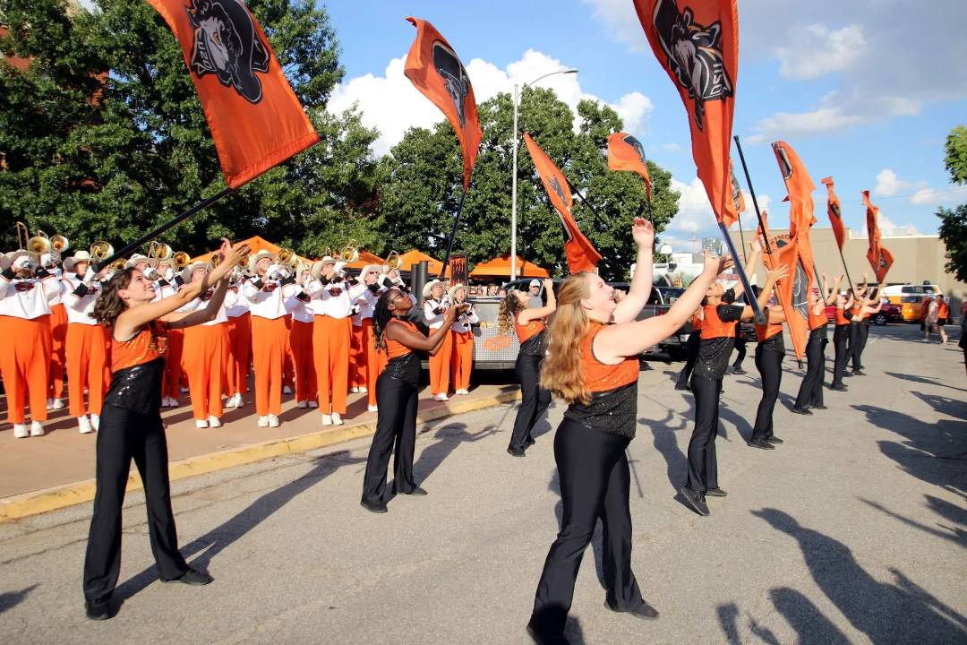 cmbcolorguard.jpg cmbcolorguard