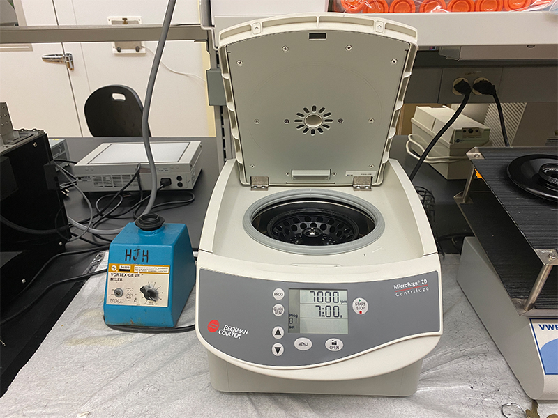 Small Centrifuge