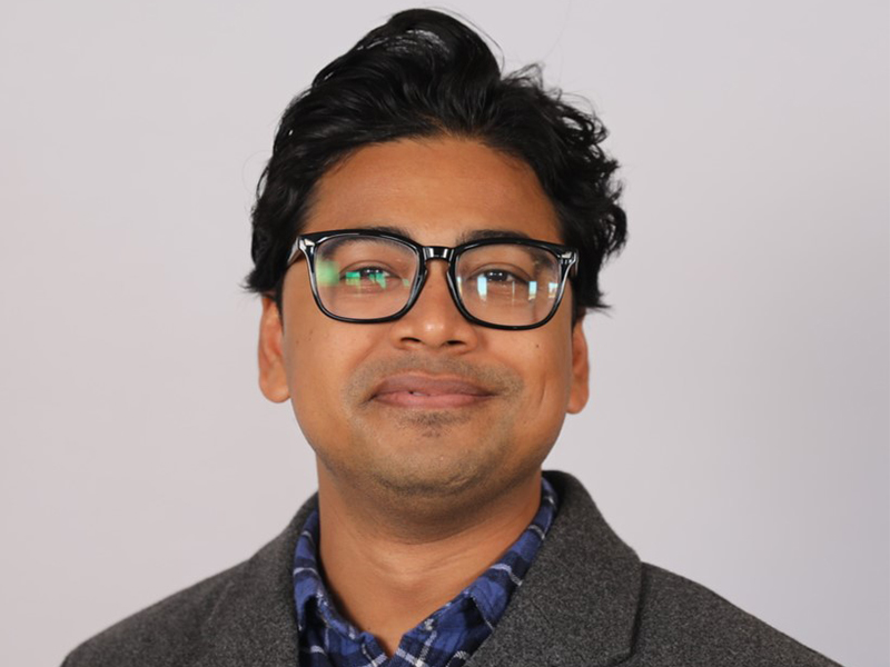 duha_arman.jpg Arman Doha headshot